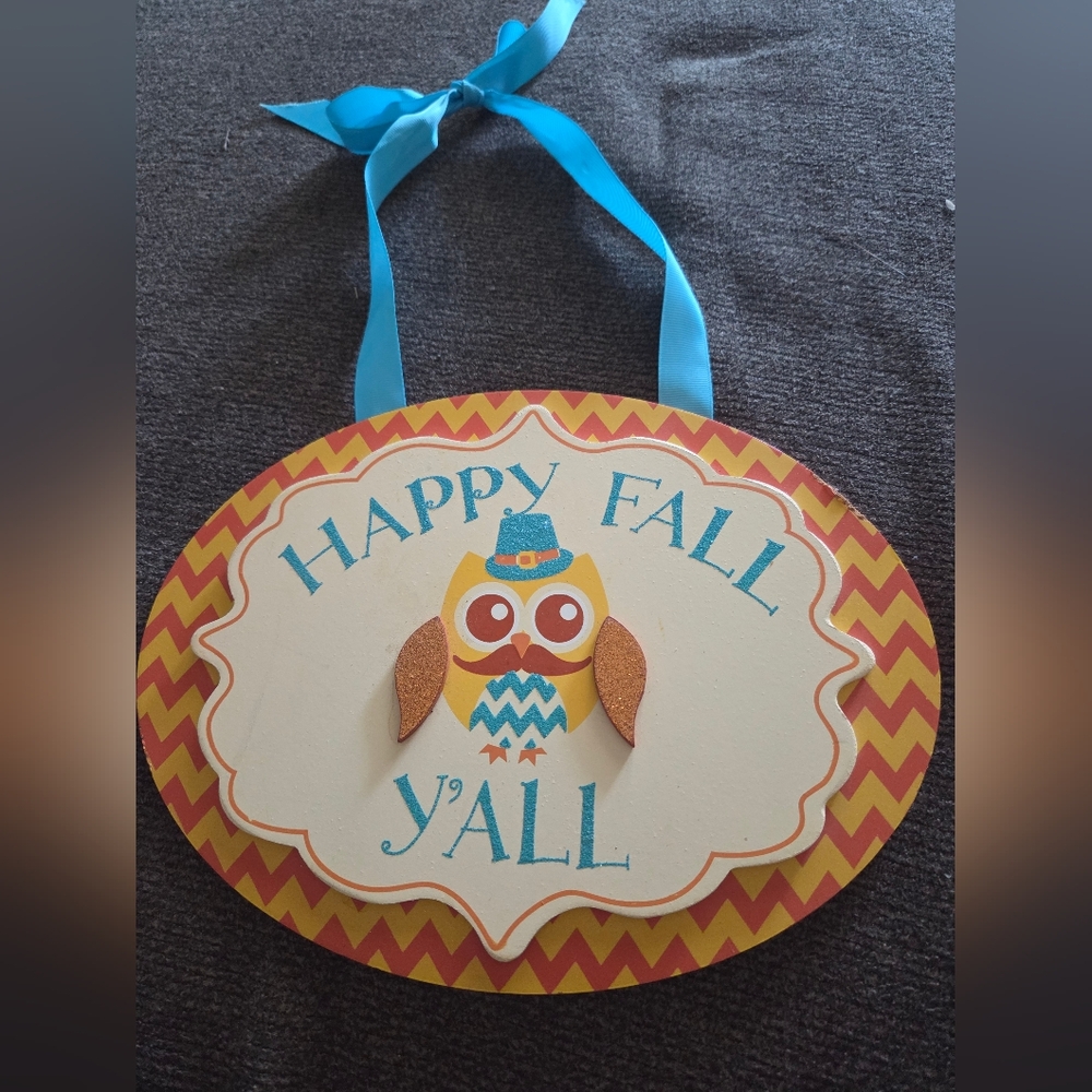 Happy Fall Y'all Owl Wall Hanging